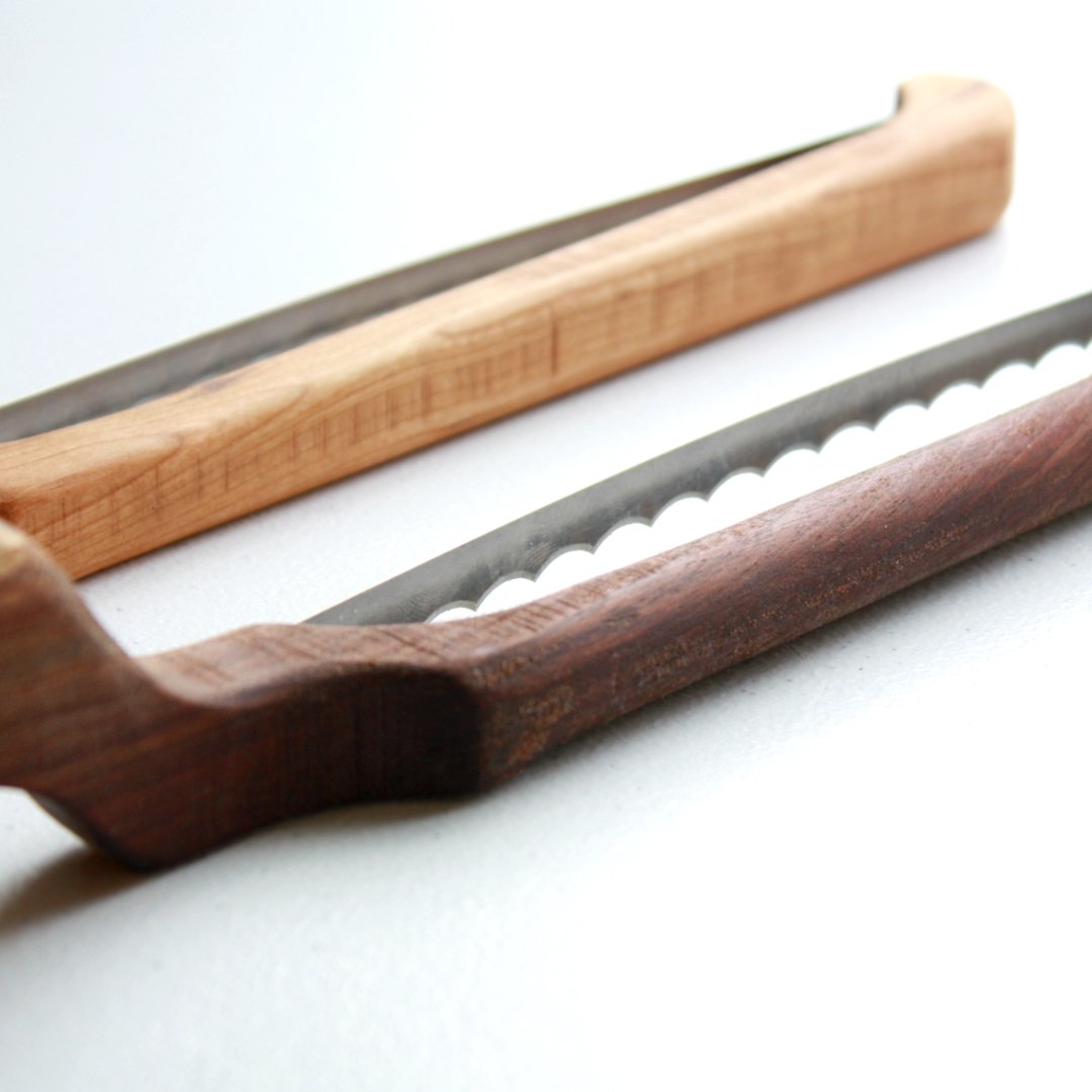 Artisan Fiddle Bow Bread Knife